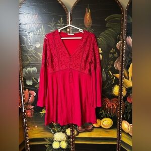 Altar'd State Cranberry Lace details Tunic Size Medium (D2)